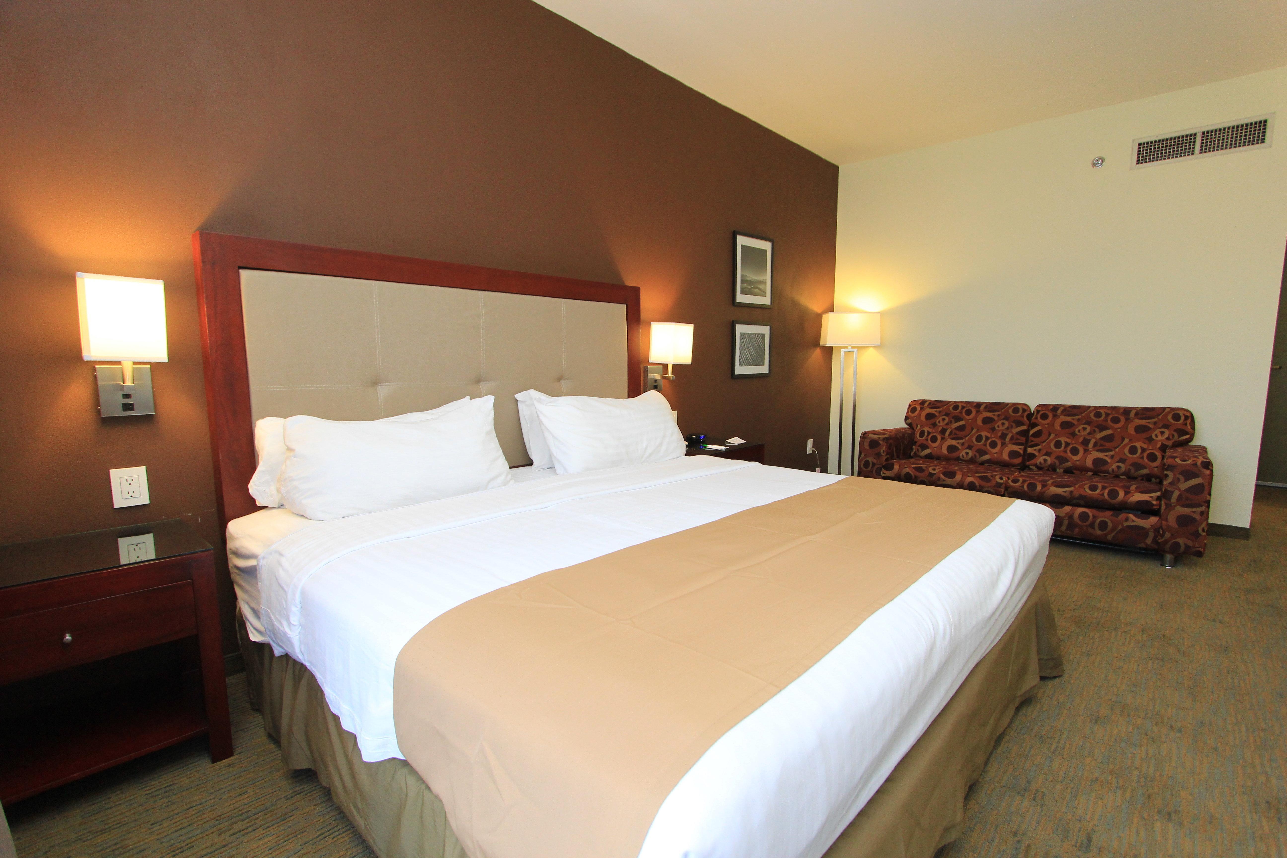 Holiday Inn Leon By Ihg Exterior foto