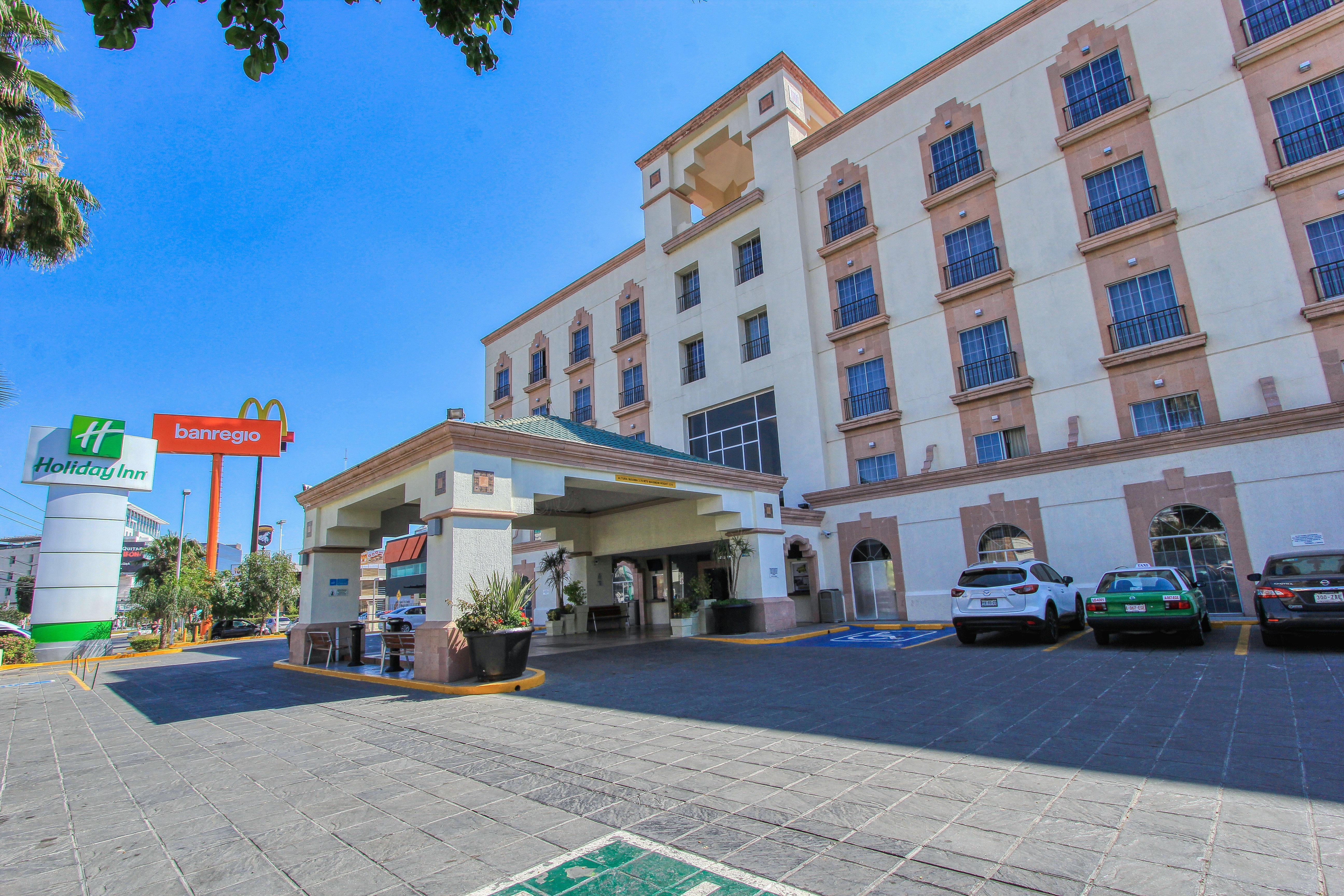 Holiday Inn Leon By Ihg Exterior foto