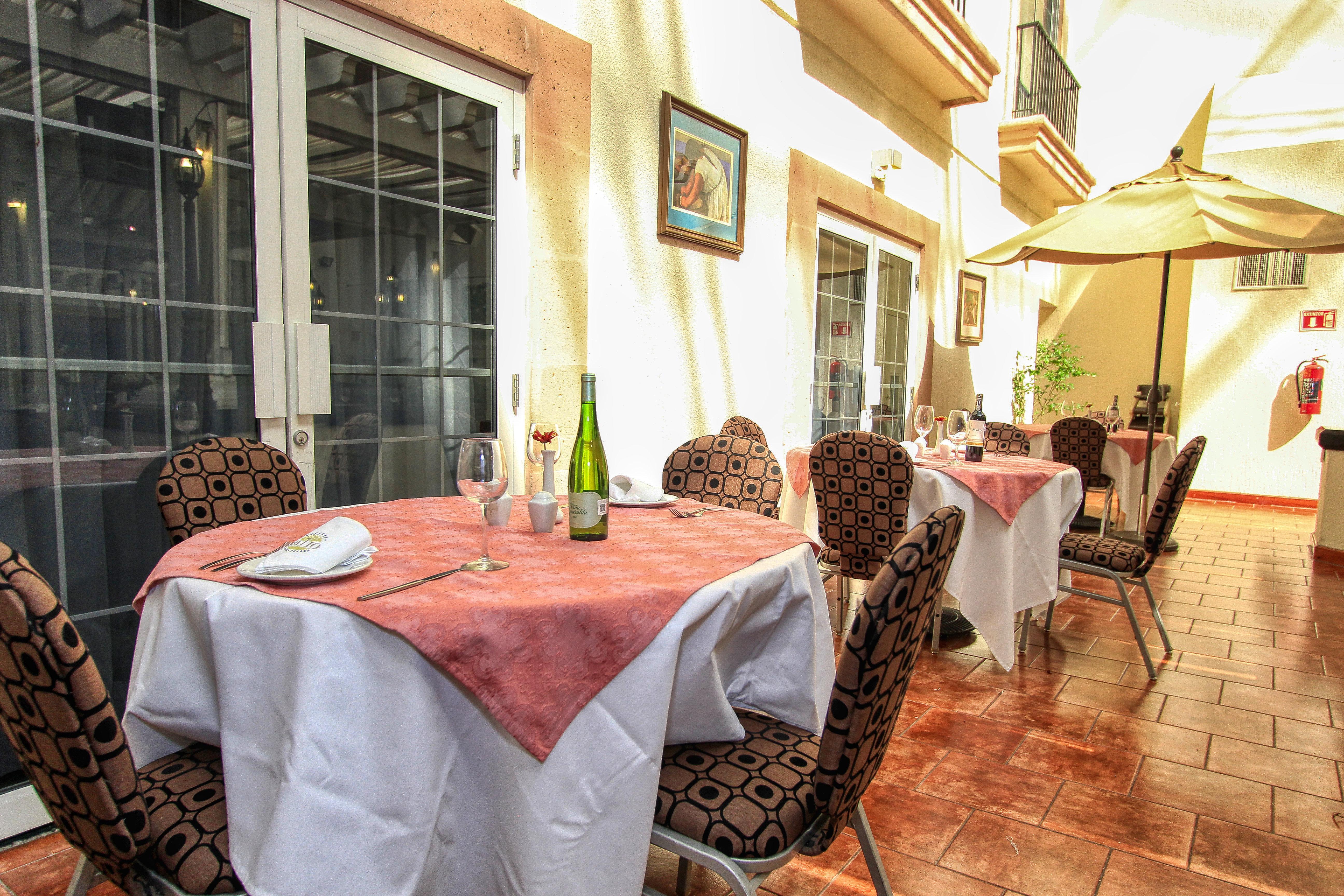 Holiday Inn Leon By Ihg Exterior foto
